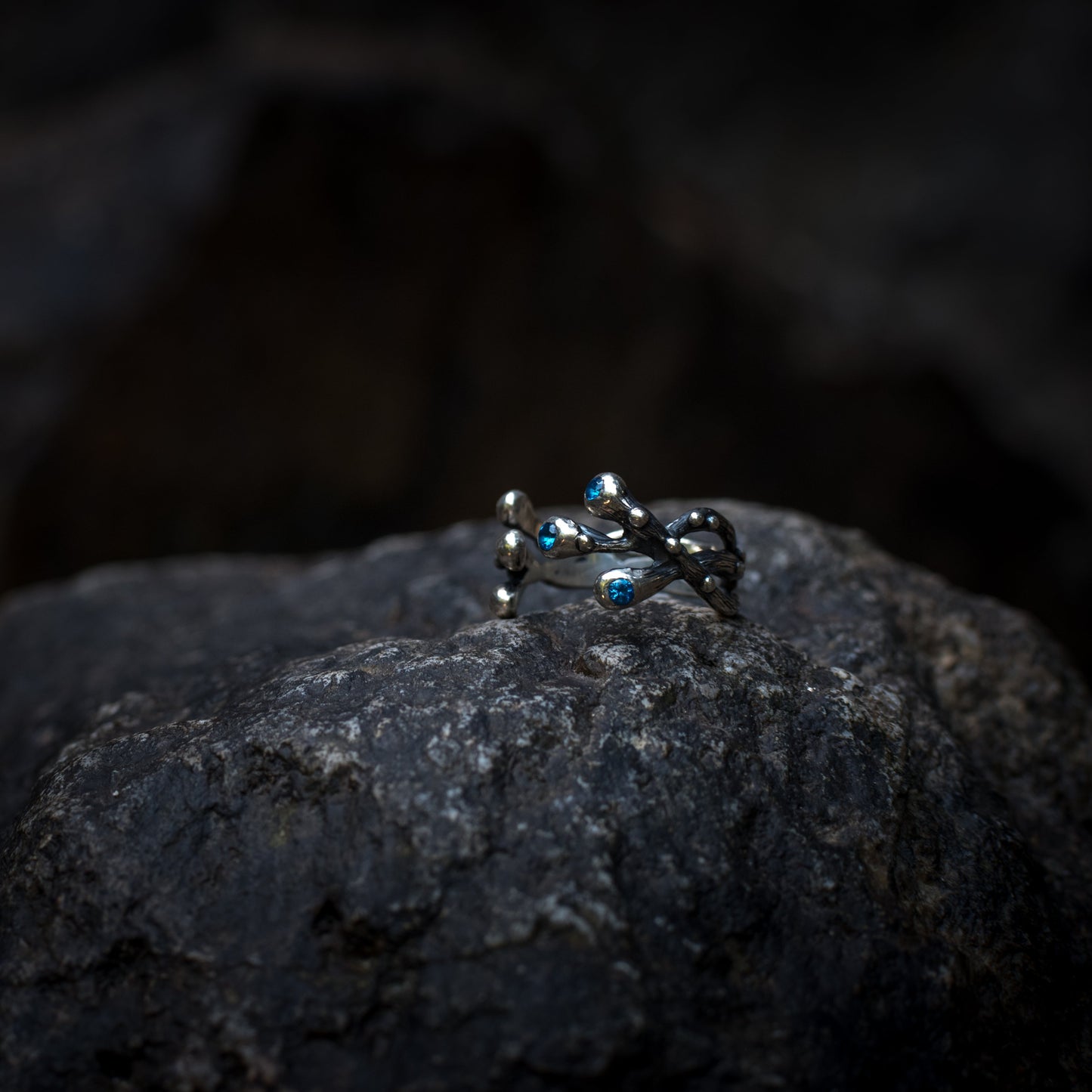 twig ring with sapphires