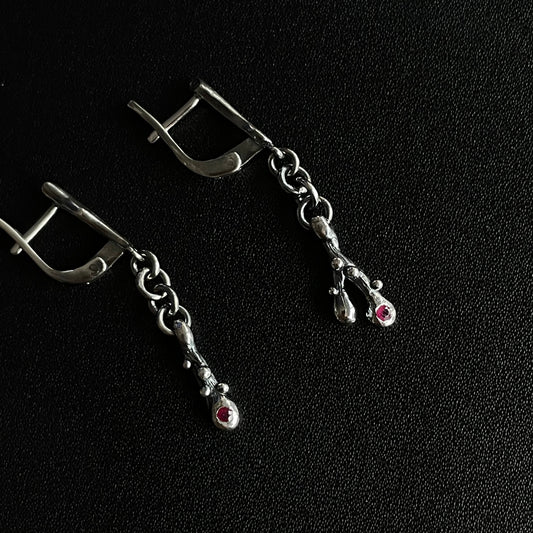 Twig dangle earrings with Rubies