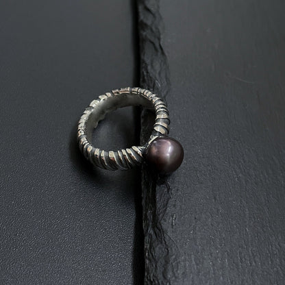 Silver ring with Pearl